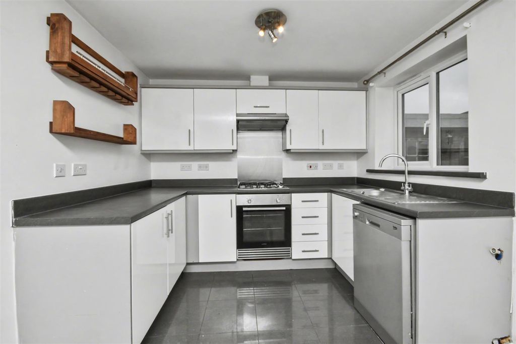 Property photo 2 of 19 Dsc_0100.Jpg