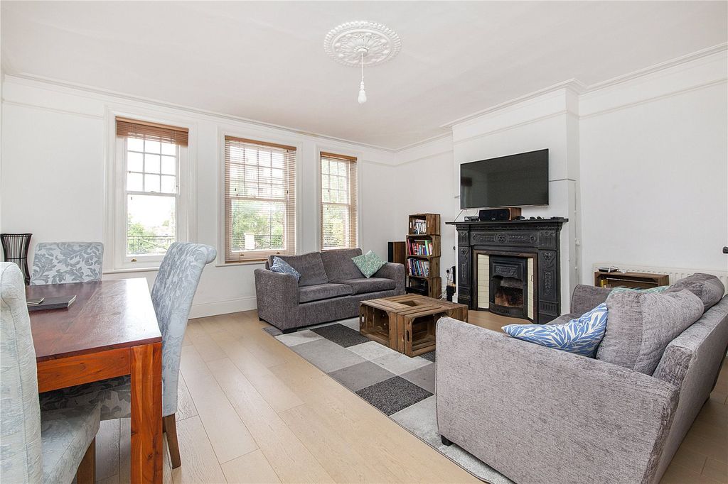 Property photo 1 of 11 Picture No. 12