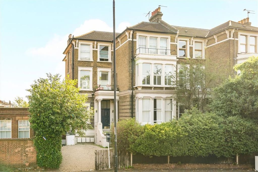 Property photo 1 of 10