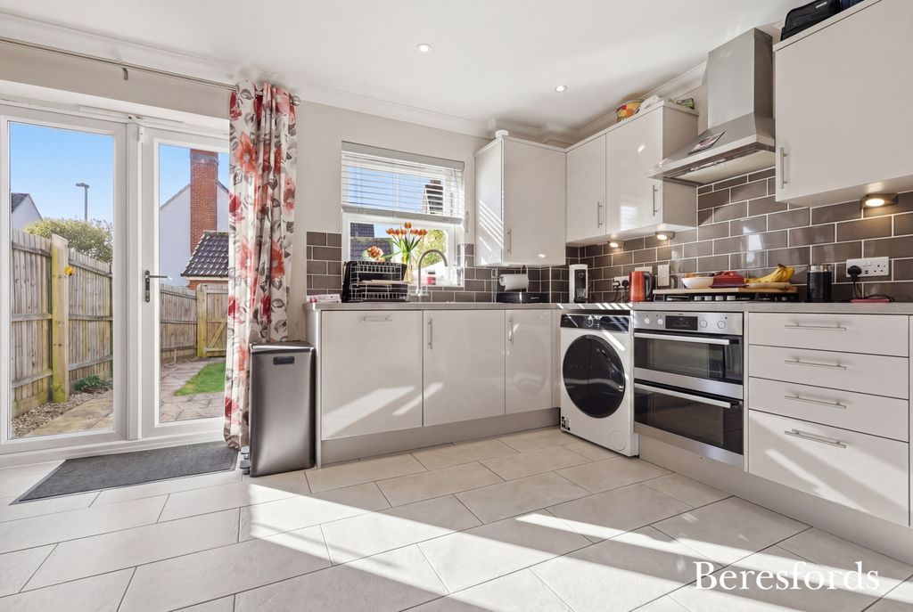 Property photo 2 of 17 Picture No. 07