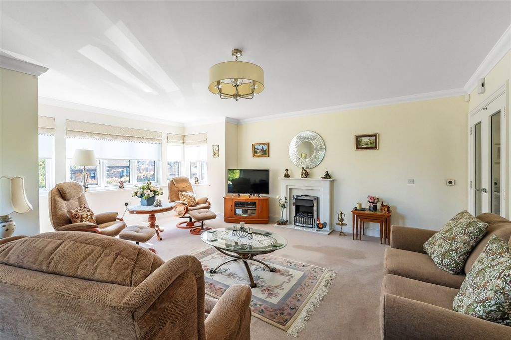 Property photo 3 of 13 Living Room