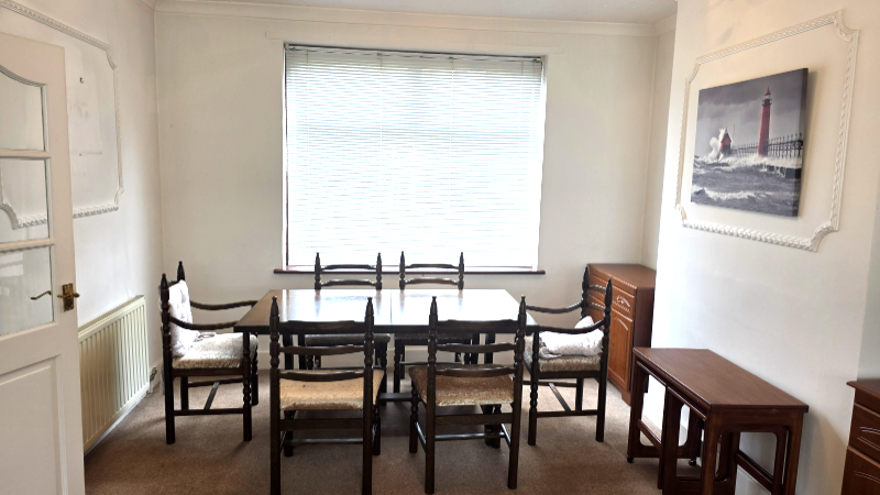 Property photo 2 of 8 Gallery