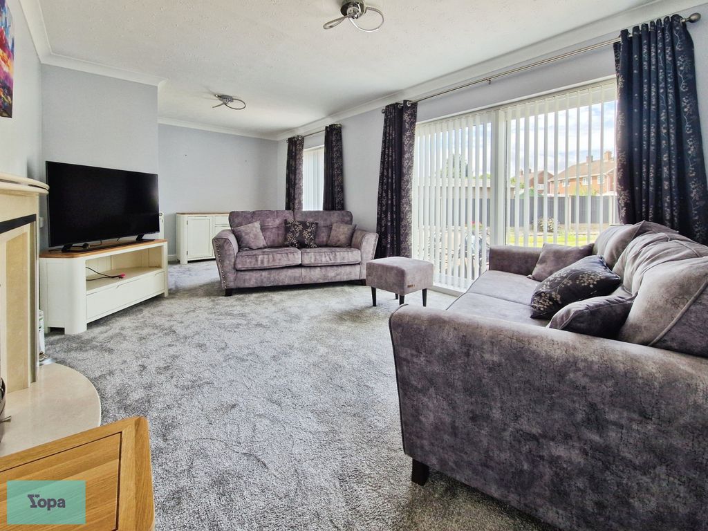 Property photo 3 of 24 27d661d8-1000116199