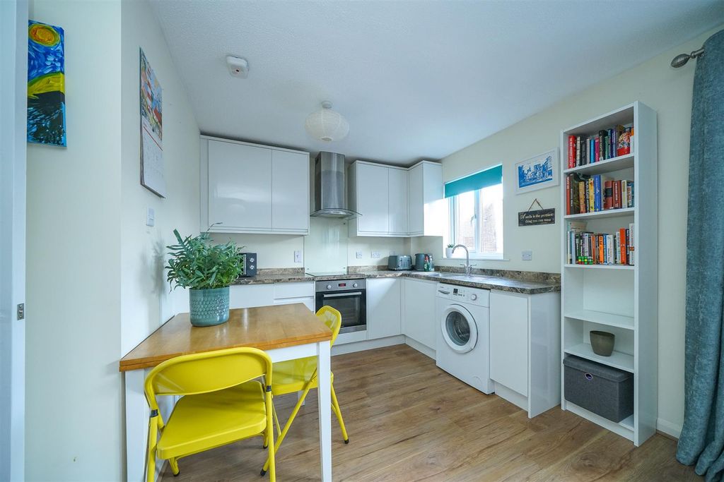 Property photo 3 of 13 Kitchen.Jpg