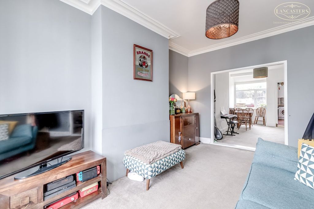 Property photo 3 of 17 Reception Room 1