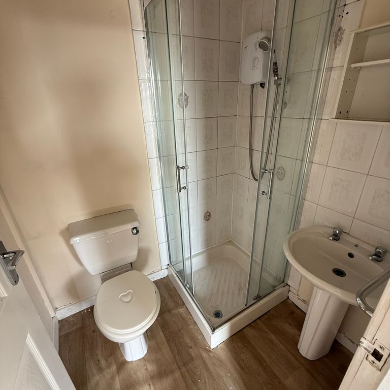 Property photo 3 of 5 Img_3110