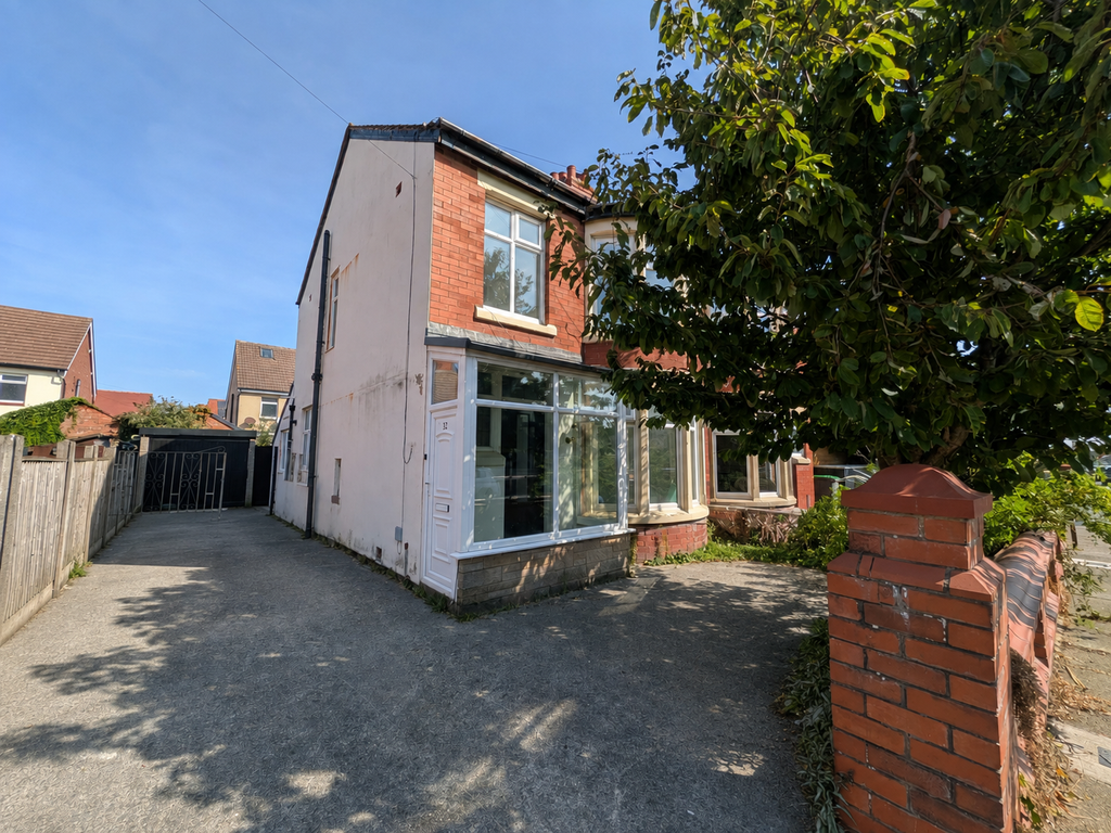 Property photo 1 of 1 32 Belvere Avenue