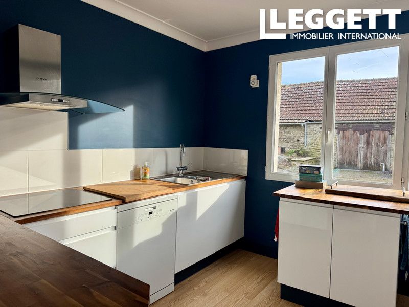 Property photo 3 of 10