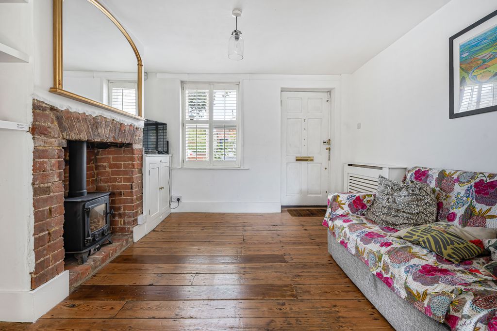 Property photo 3 of 18 2360741