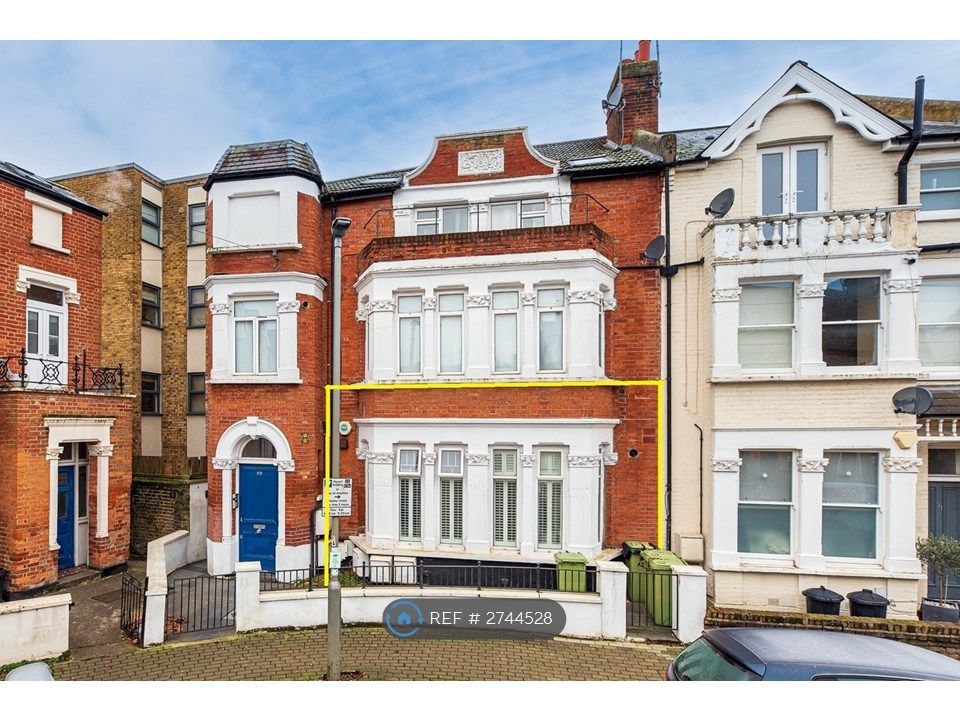 Property photo 1 of 11 Font