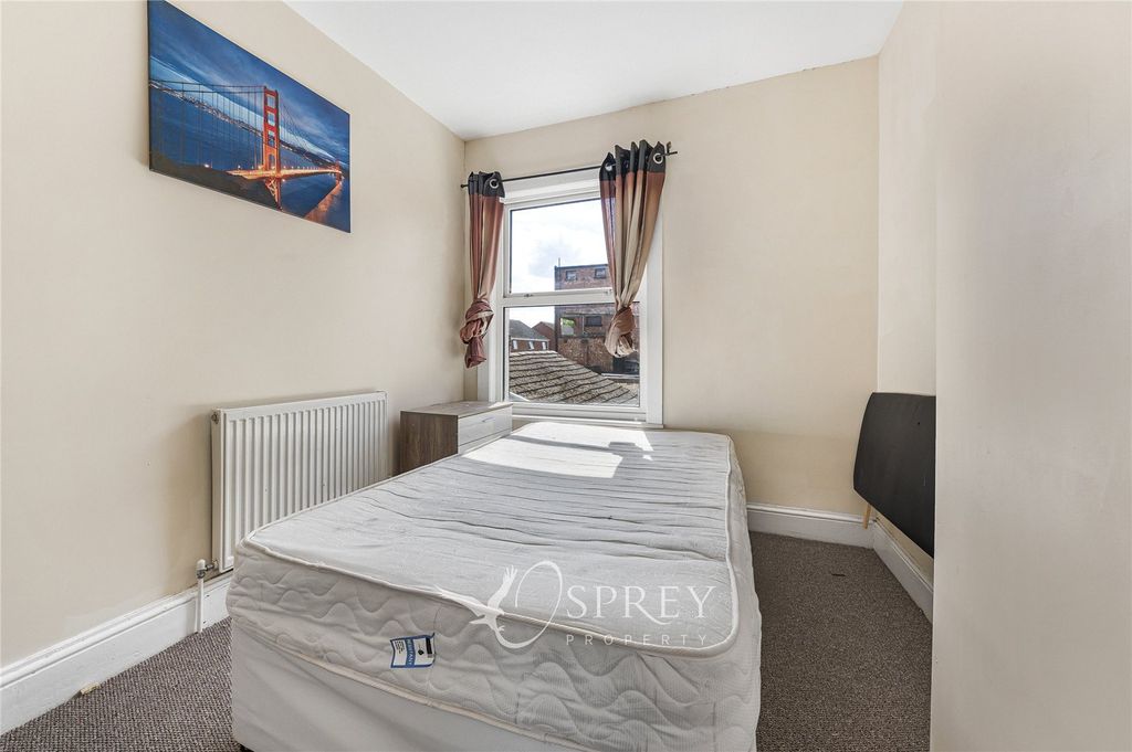 Property photo 3 of 3 Picture No. 08