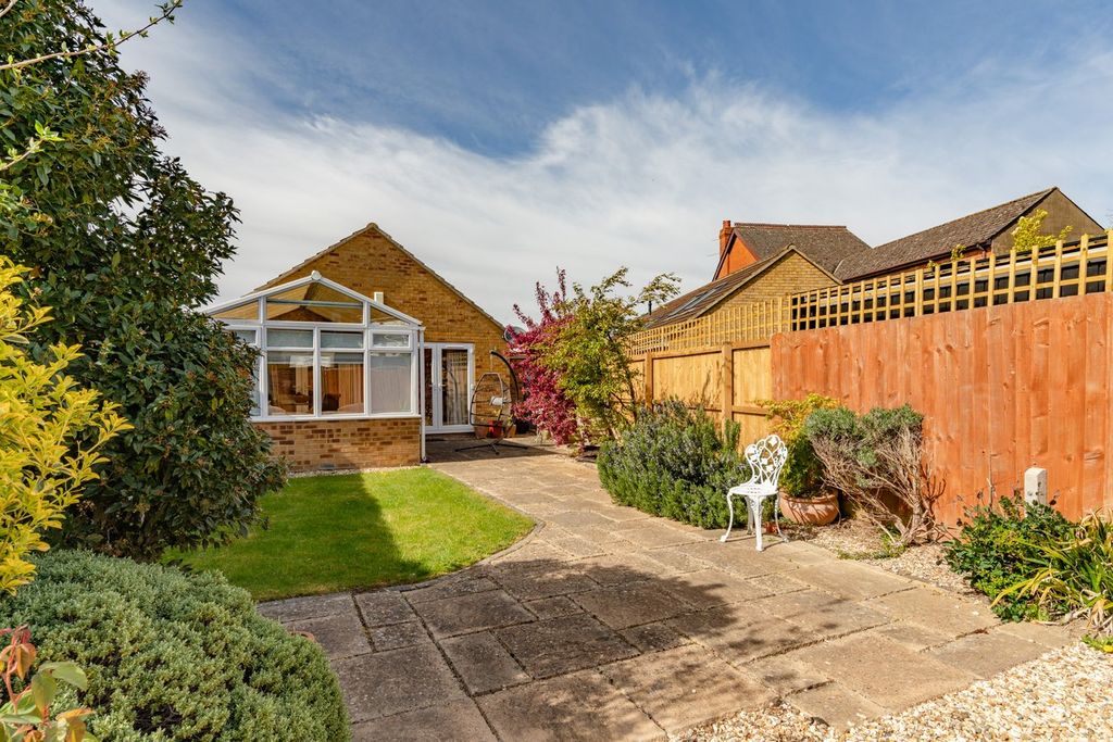 Property photo 1 of 24