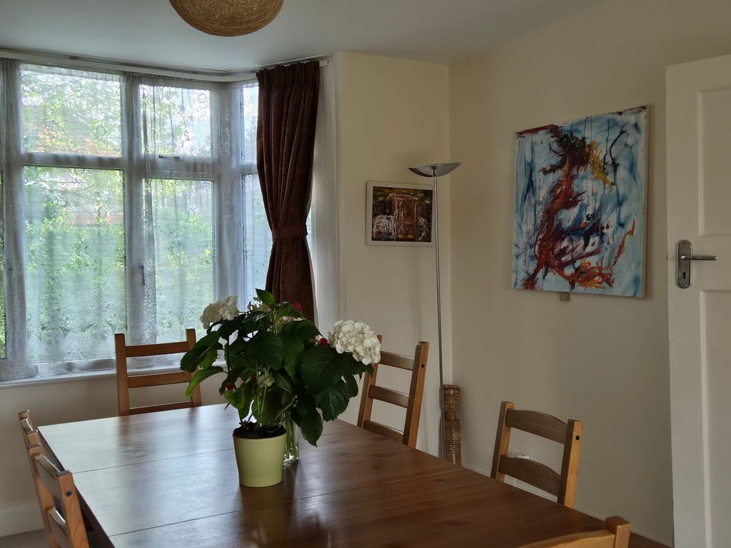Property photo 3 of 21 Living/Dining Room Looking Towards Front Garden