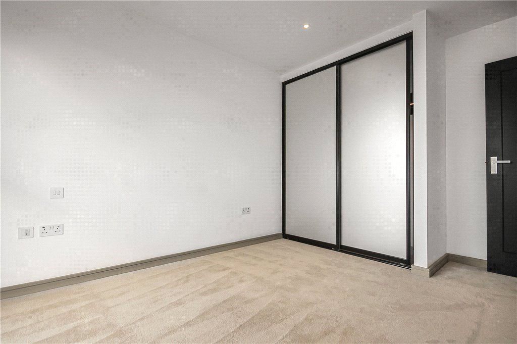 Property photo 3 of 11 Bedroom