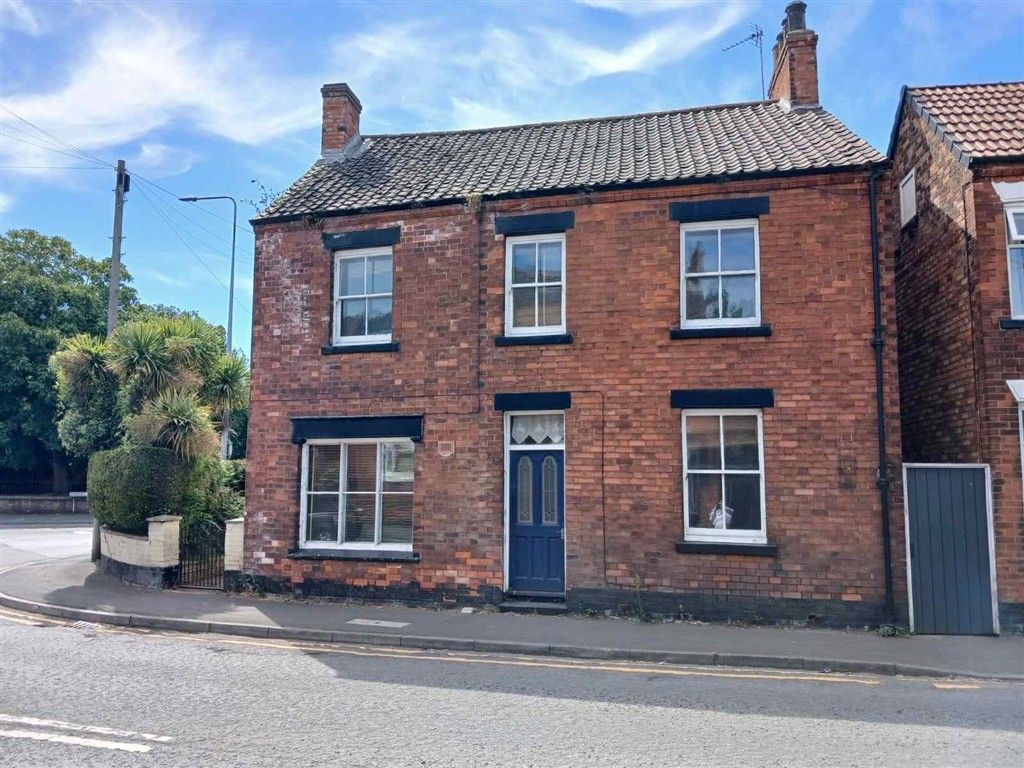 Property photo 1 of 13