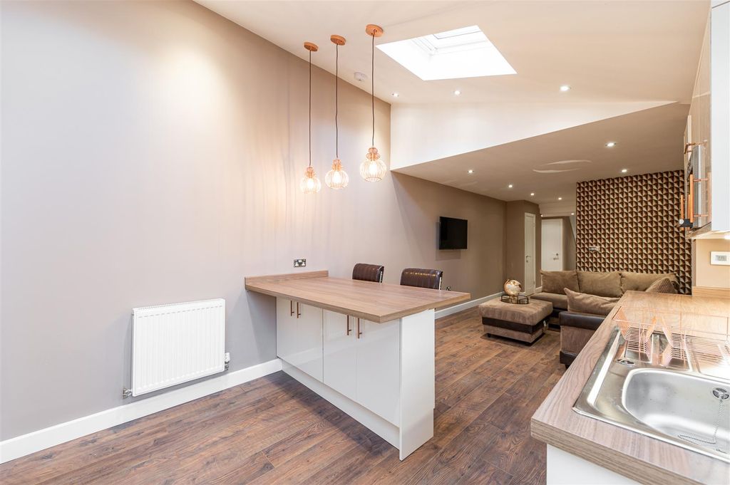 Property photo 3 of 12 Edit-2387.Jpg