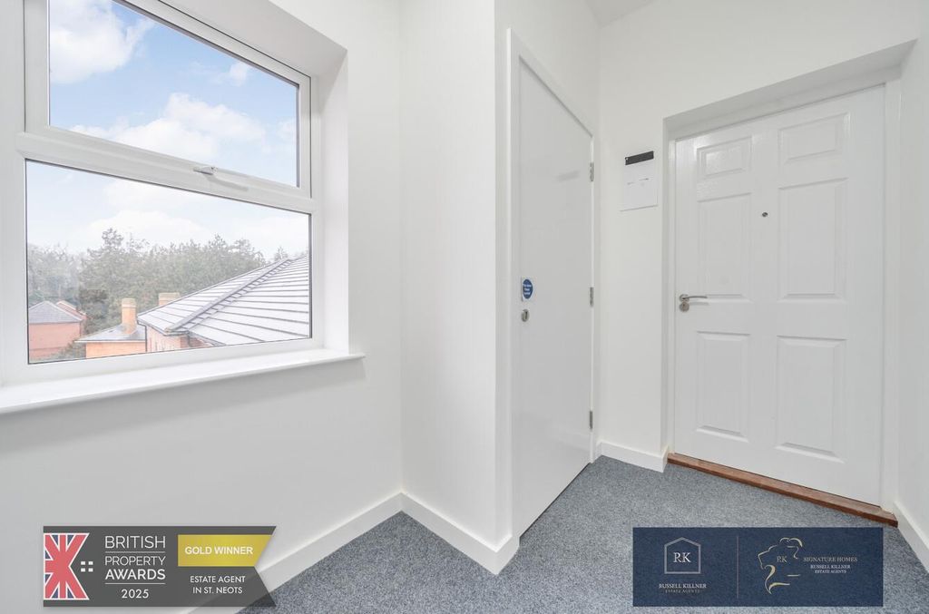 Property photo 2 of 12 Front Entrance.