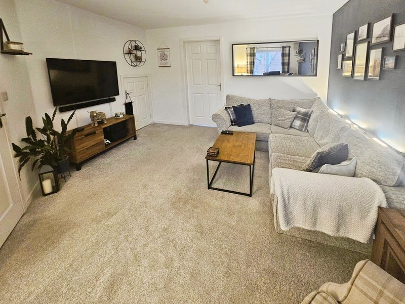 Property photo 3 of 13 Photo 14