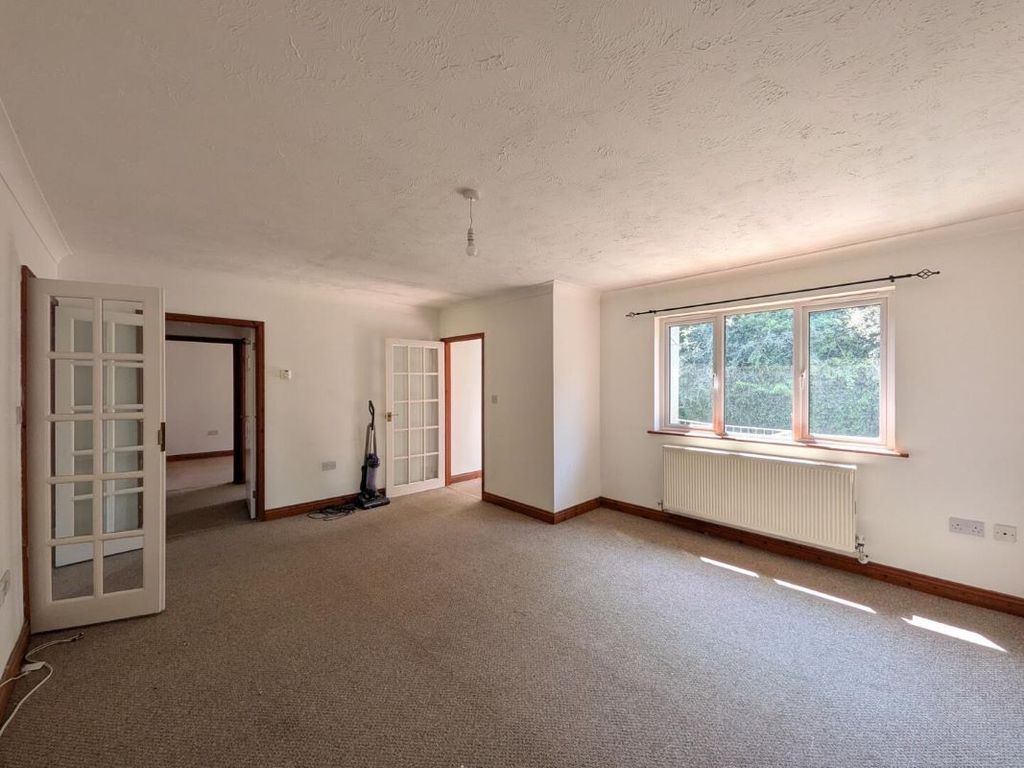 Property photo 3 of 10 Image 3