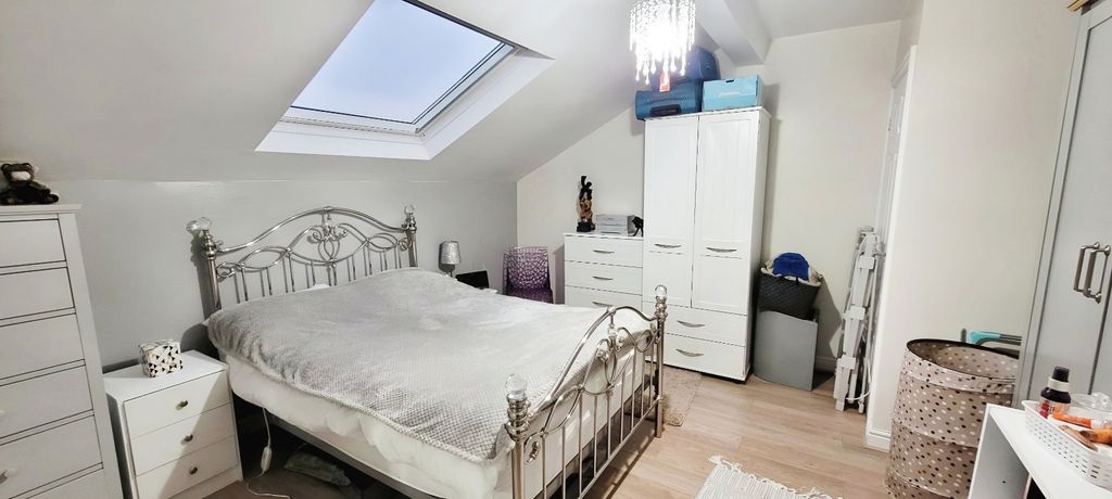 Property photo 3 of 10 Picture No. 14