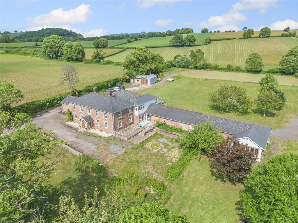 Property photo 2 of 55