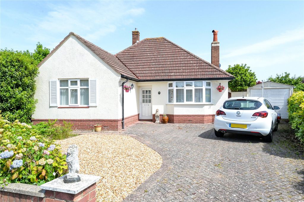Property photo 1 of 17 Picture No. 23