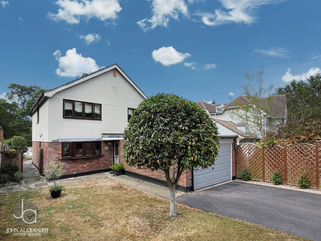 Property photo 1 of 27