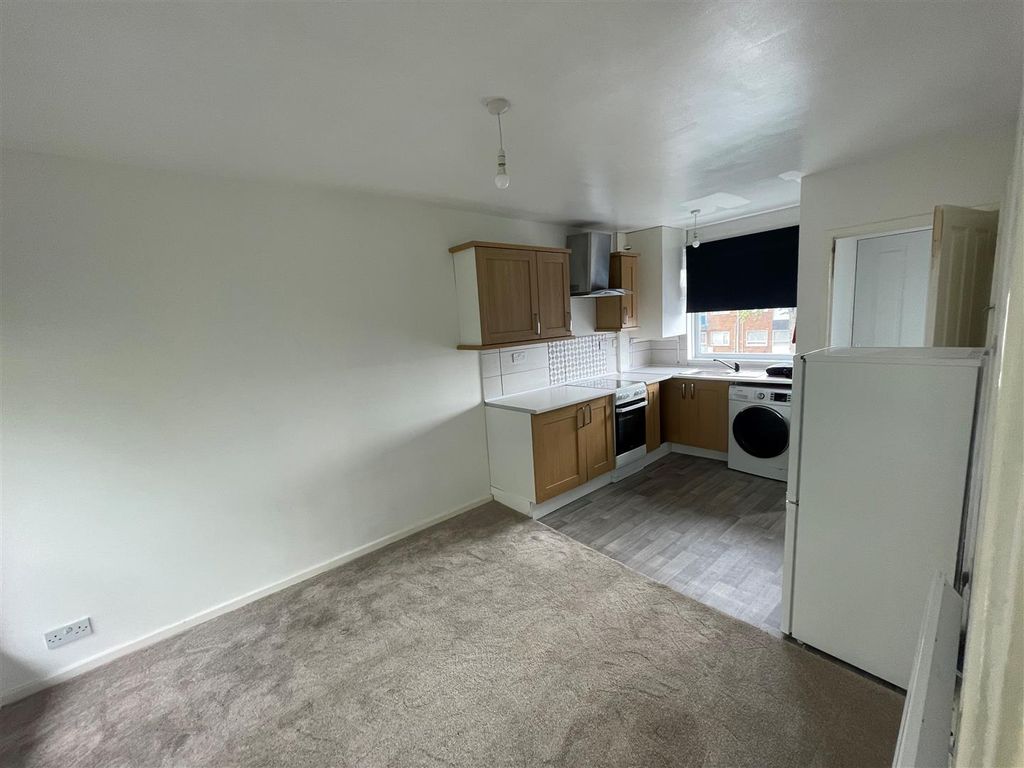 Property photo 2 of 6 Internal 4.Jpg