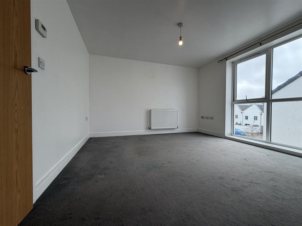 Additional image 9 of 2 bed flat to rentBrunton Road, Pool, Redruth TR15
