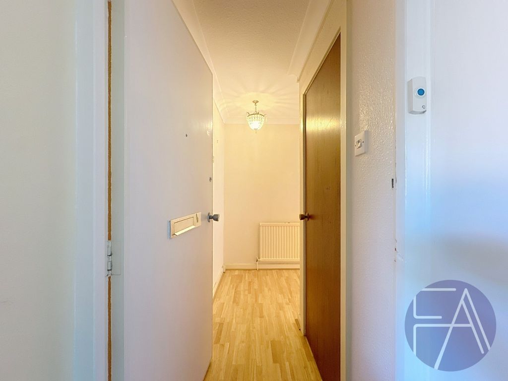 Property photo 2 of 21 4732784