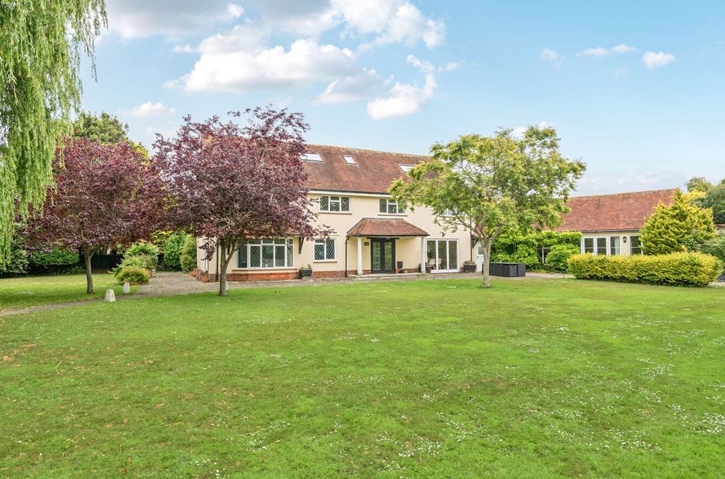 Property photo 1 of 23