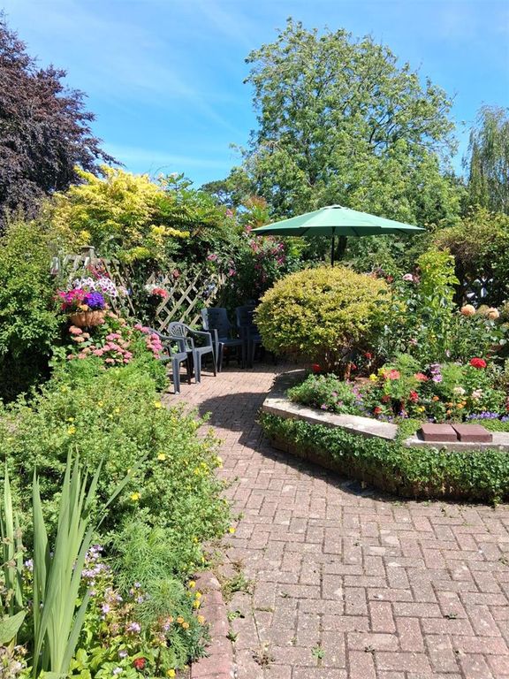 Property photo 2 of 20 Garden Photo.Jpg