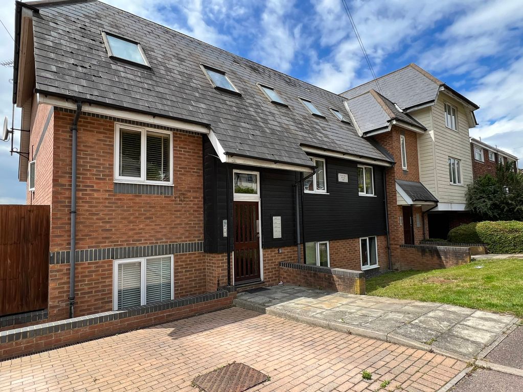 Property photo 1 of 6