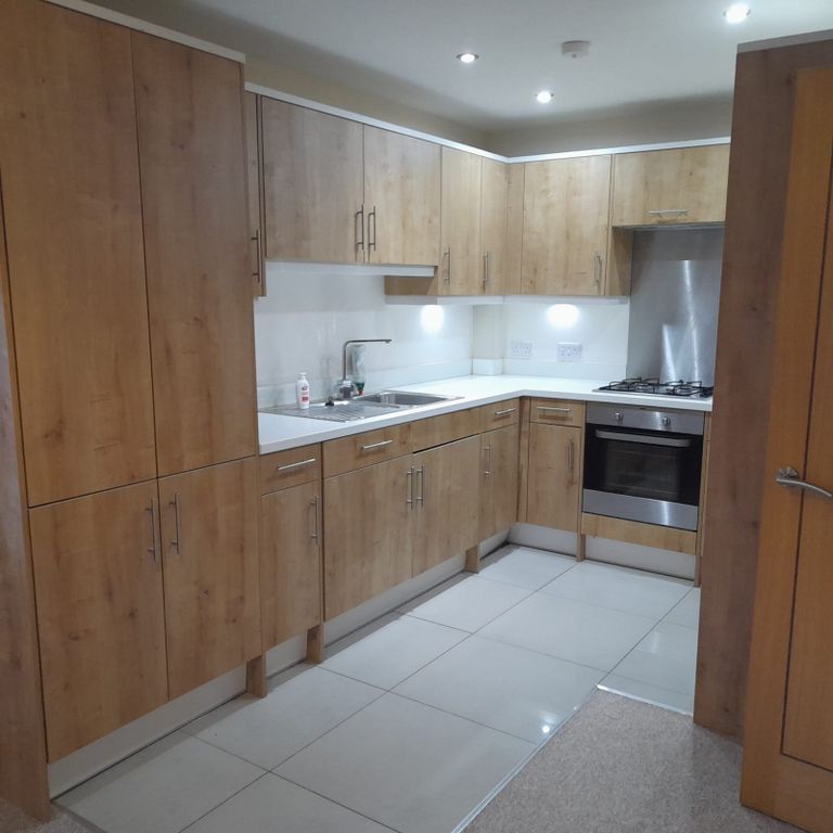 Property photo 3 of 16 Gallery