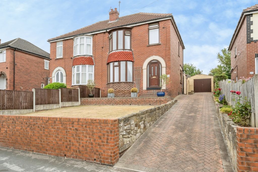 Property photo 1 of 24