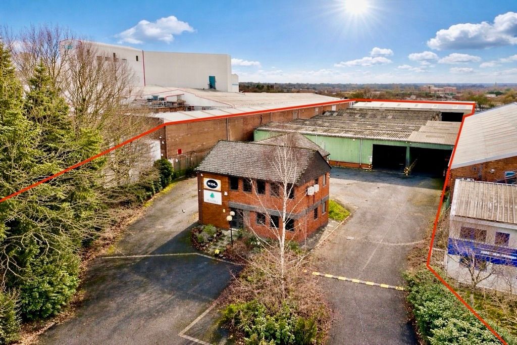 Property photo 1 of 8 Photo 7