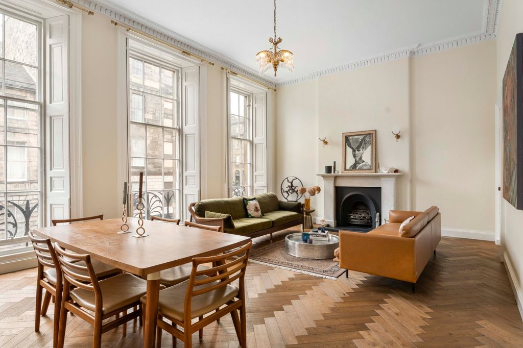 Property photo 2 of 24 Drawing Room