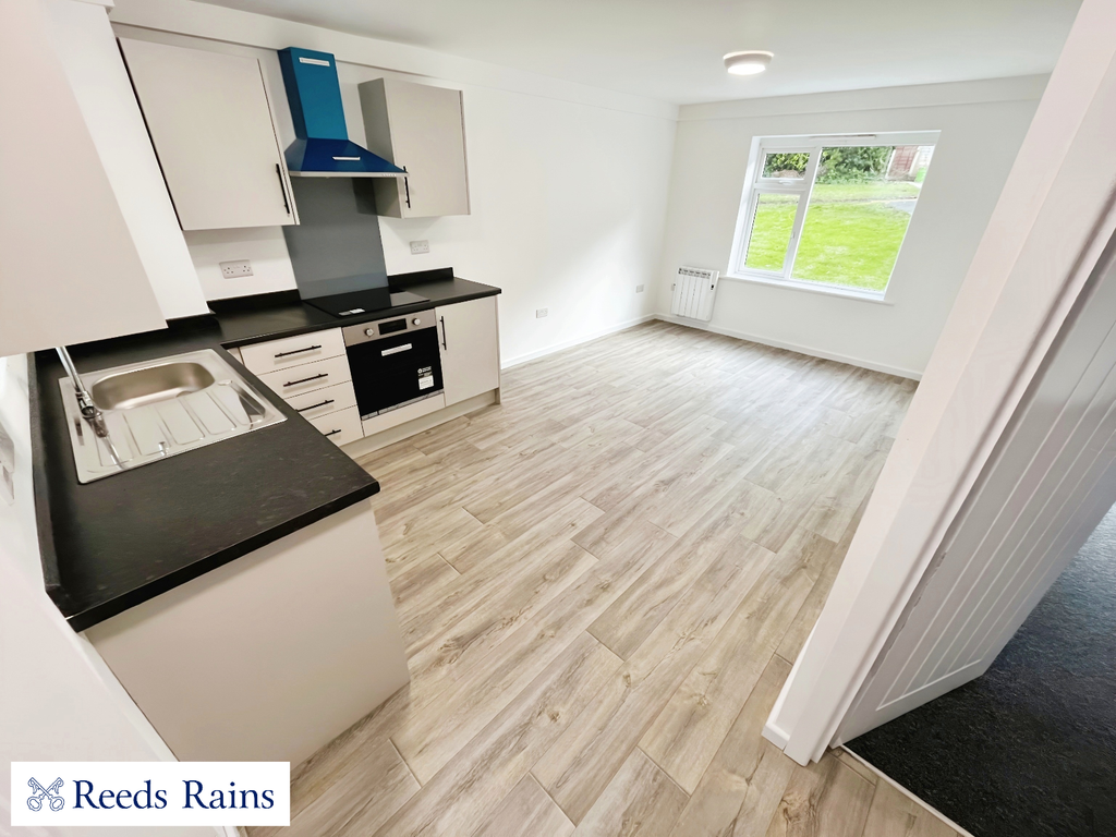 Property photo 1 of 12 Picture No. 05
