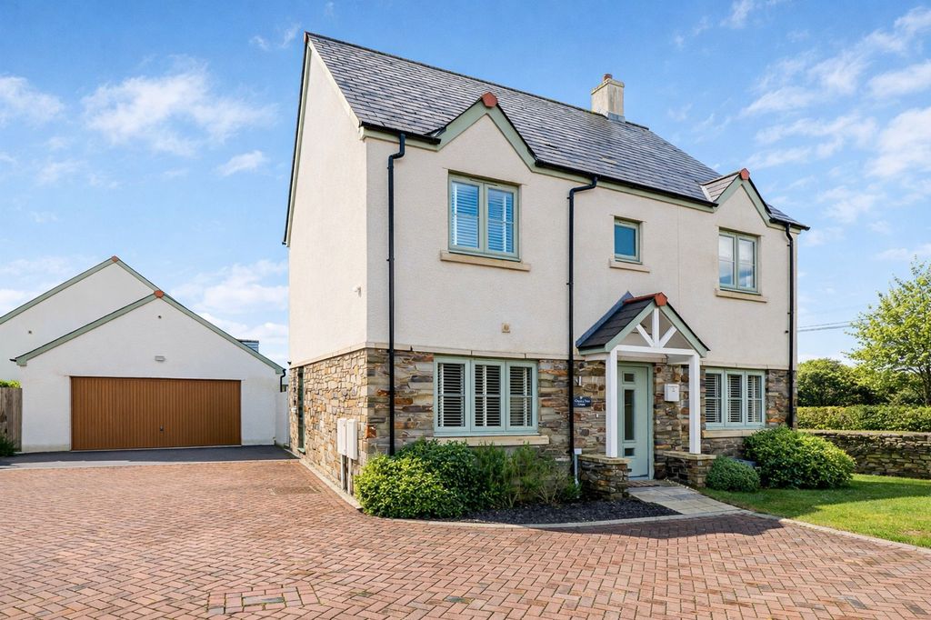 Property photo 1 of 24