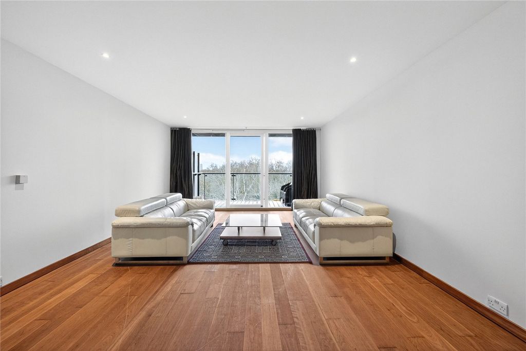 Property photo 1 of 20 Reception Room