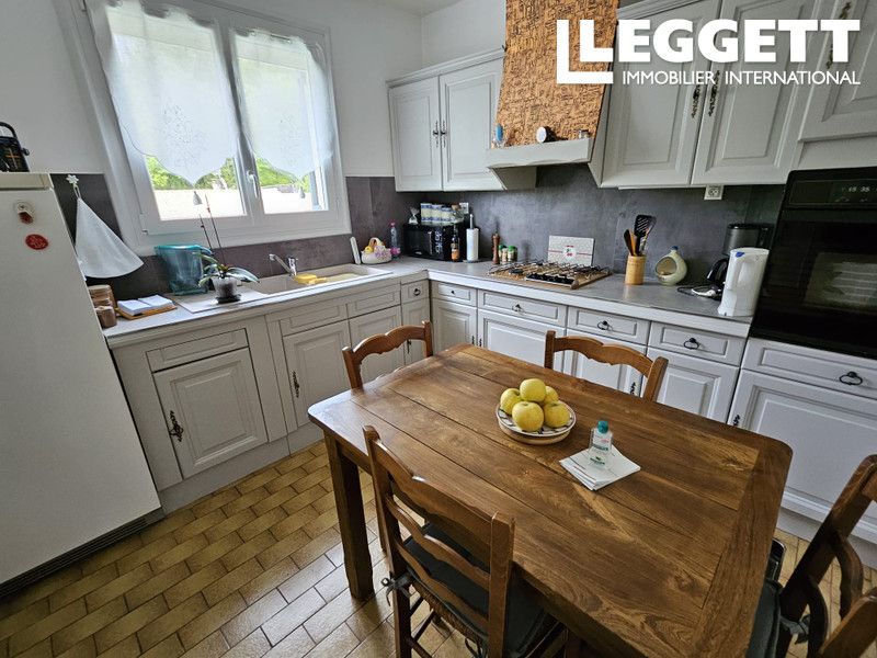 Property photo 3 of 10