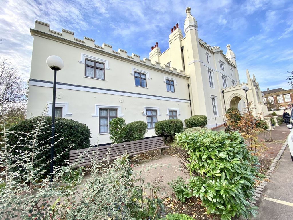 Property photo 1 of 8 Photo 1