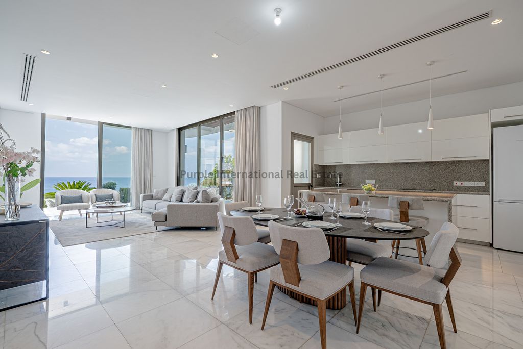 Property photo 2 of 29