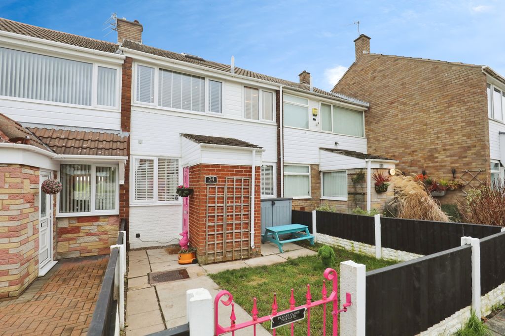 Property photo 2 of 15 Front View