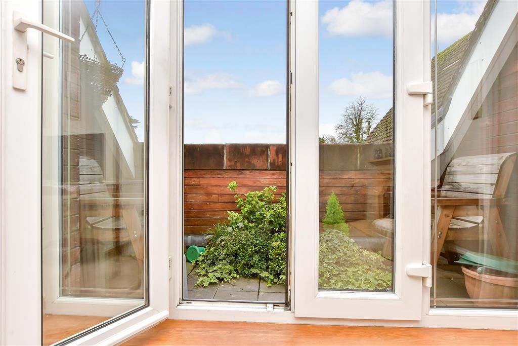 Property photo 1 of 20 External Lifestyle Photograph
