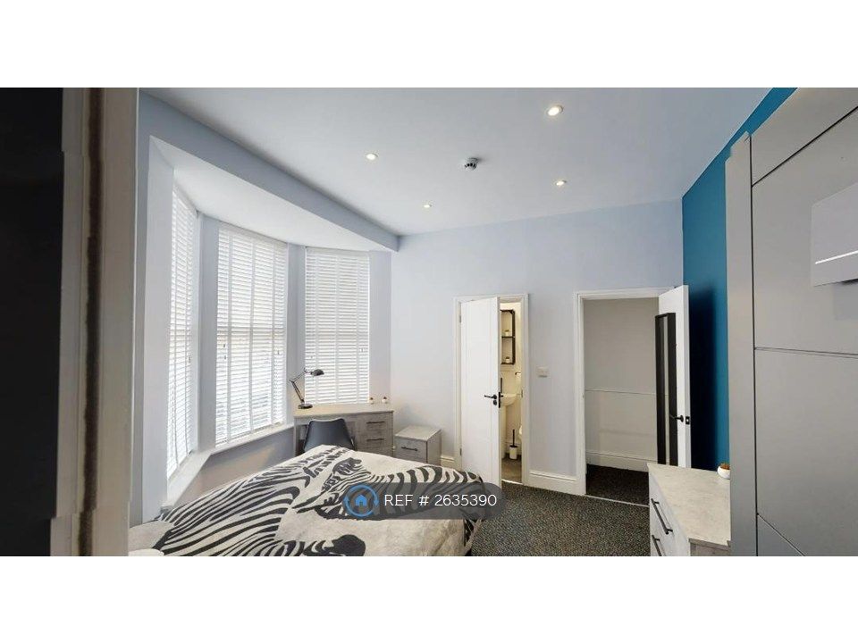 Property photo 2 of 9 Room 1