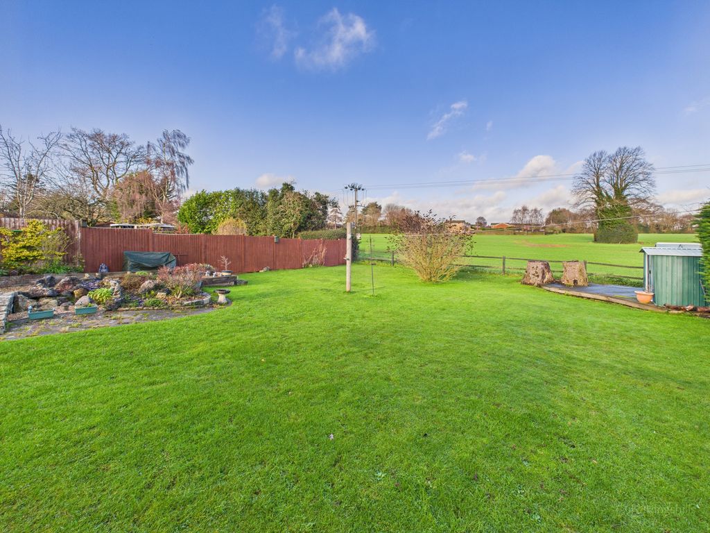 Property photo 2 of 17 Cam02119G0-Pr0499-Still024