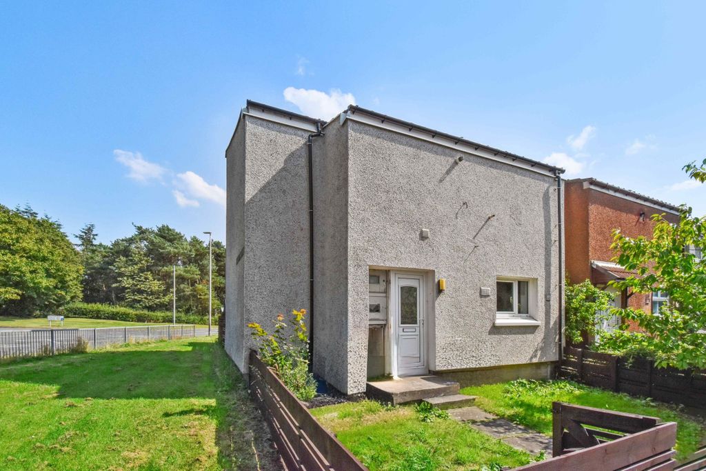 Property photo 1 of 9