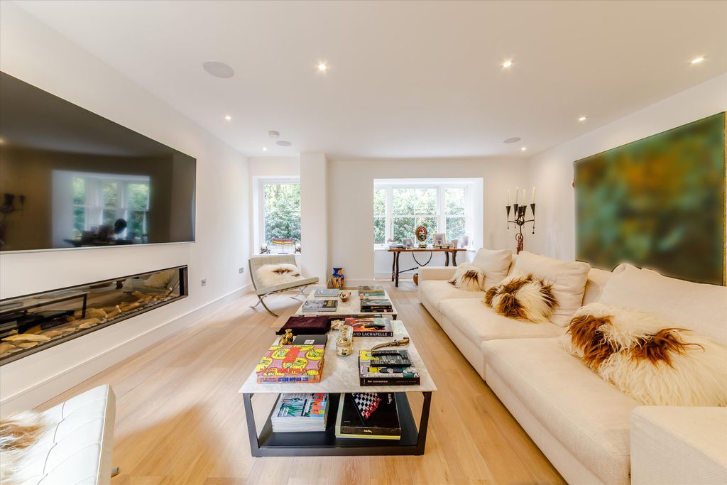 Property photo 1 of 33 Image