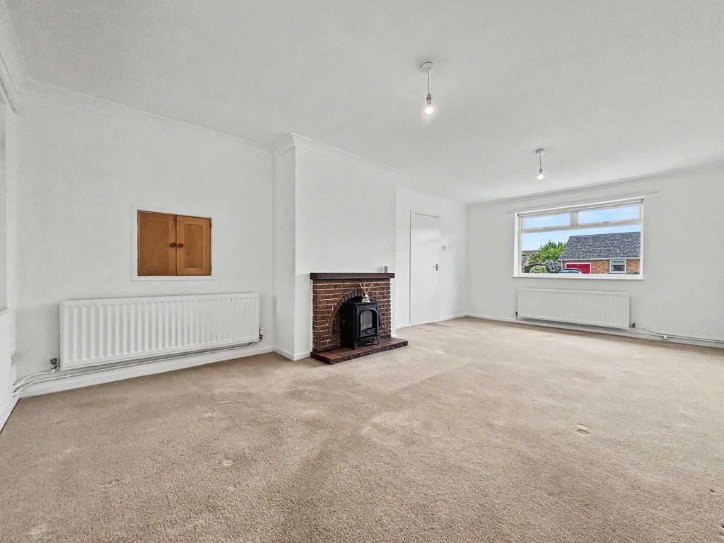 Property photo 2 of 23